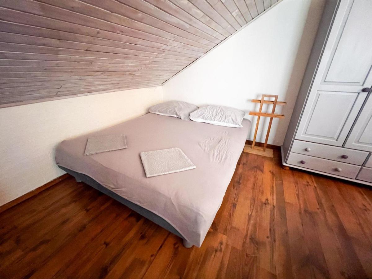 Apartment Cesare 3 Zastražišće Exterior foto